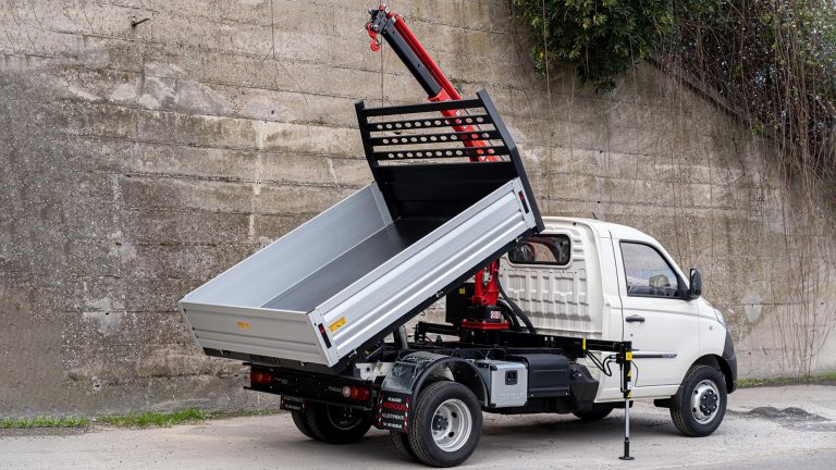 Porter NP6 - Pianale con Gru Adinolfi